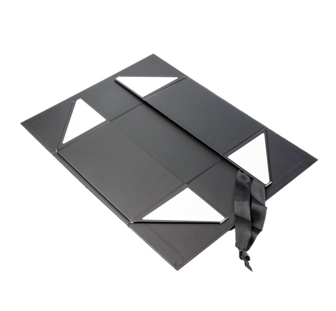 Подарункова коробка Gift Box Unlimited S1 Black 31 х 20,5 х 11 см на магнітах з ручками, Чорна