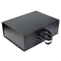 Подарункова коробка Gift Box Unlimited S2 Black 38 х 28,5 х 13,5 см на магнітах з ручками, Чорна