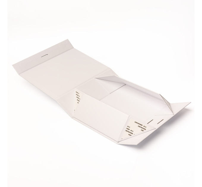 Подарункова коробка Uno White 24 х 18 х 8 см на магнітах із стрічкою, Біла